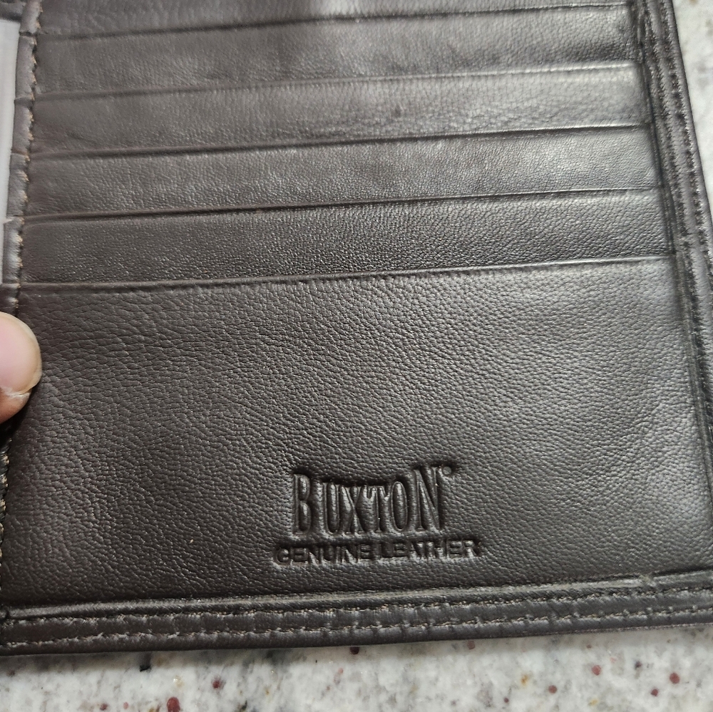 Buxton Genuine Leather Dark Brown Wallet includes 5 plastic picture sleeves - Picture 4 of 8